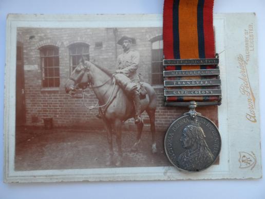 QUEENS SOUTH AFRICA MEDAL-4 CLASPS-CHEALES 7TH CO 4TH IMPERIAL YEOMANRY(LEICESTERSHIRE)-WITH  NICE CABINET PHOTO OF CHAELES ON HIS HORSE