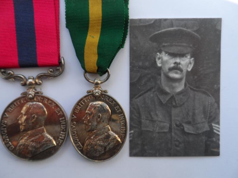 DISTINGUISHED CONDUCT MEDAL AND EFFICIENCY MEDAL TO JONES 18TH LONDON REGIMENT-KILLED IN ACTION ON 15/03/1916