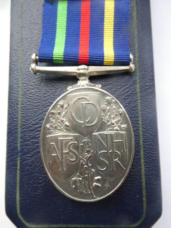 CIVIL DEFENCE LONG SERVICE MEDAL-IN ROYAL MINT  BOX OF ISSUE-NAMED TO BETTS