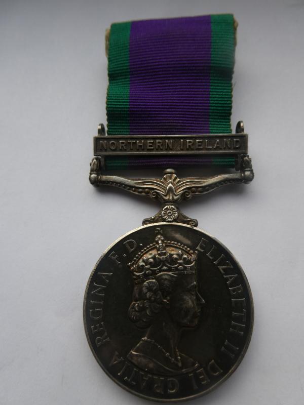 CAMPAIGN SERVICE MEDAL NORTHERN IRELAND-TO CARTER-GREEN HOWARDS
