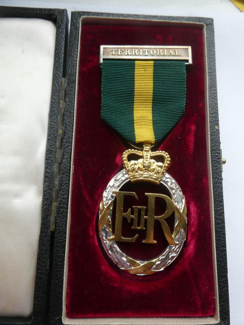 TERRITORIAL DECORATION ELIZABETH II-DATED 1952-MUST BE SCARCE