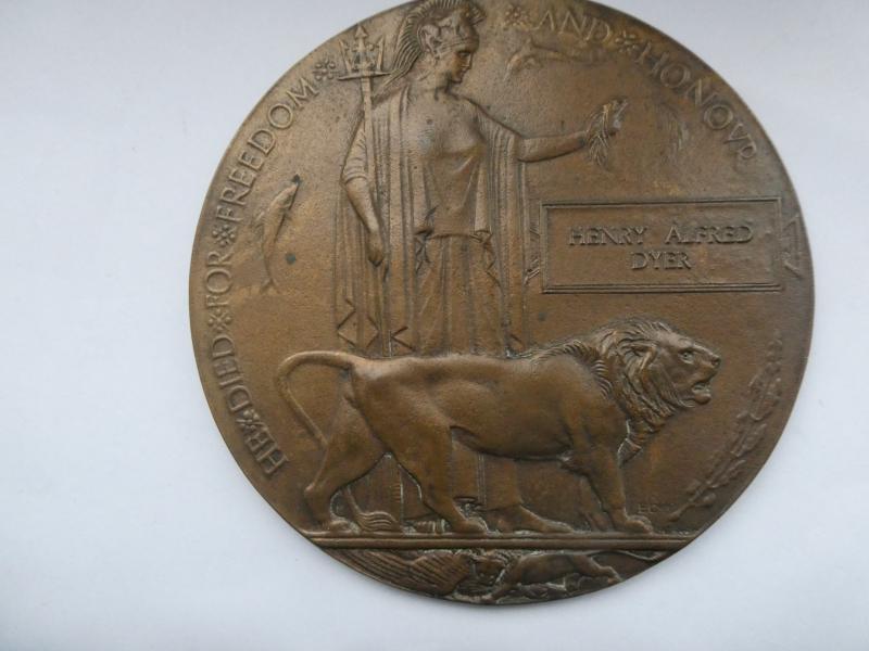 BRONZE MEMORIAL PLAQUE TO HENRY ALFRED DYER-DIED ON 30TH OCTOBER WHILST SERVING ON H.M.S. 