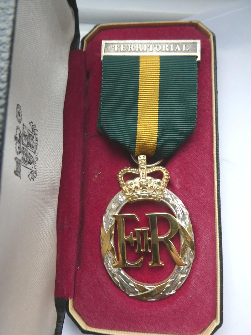 TERRIRORIAL DECORATION-ELIZABETH II DATED 1967-IN ROYAL MINT BOX OF ISSUE